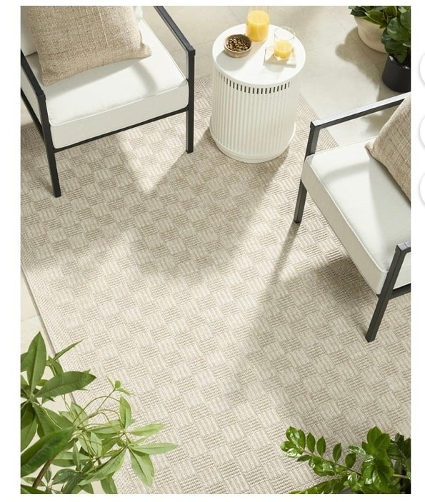 Neutral Outdoor Rug


#LTKSaleAlert #LTKHome #LTKSeasonal