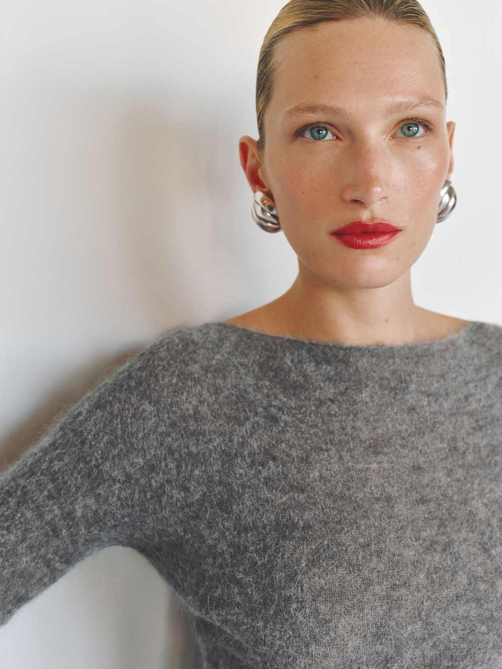 Soren Sheer Alpaca Sweater Top | Reformation (Global)