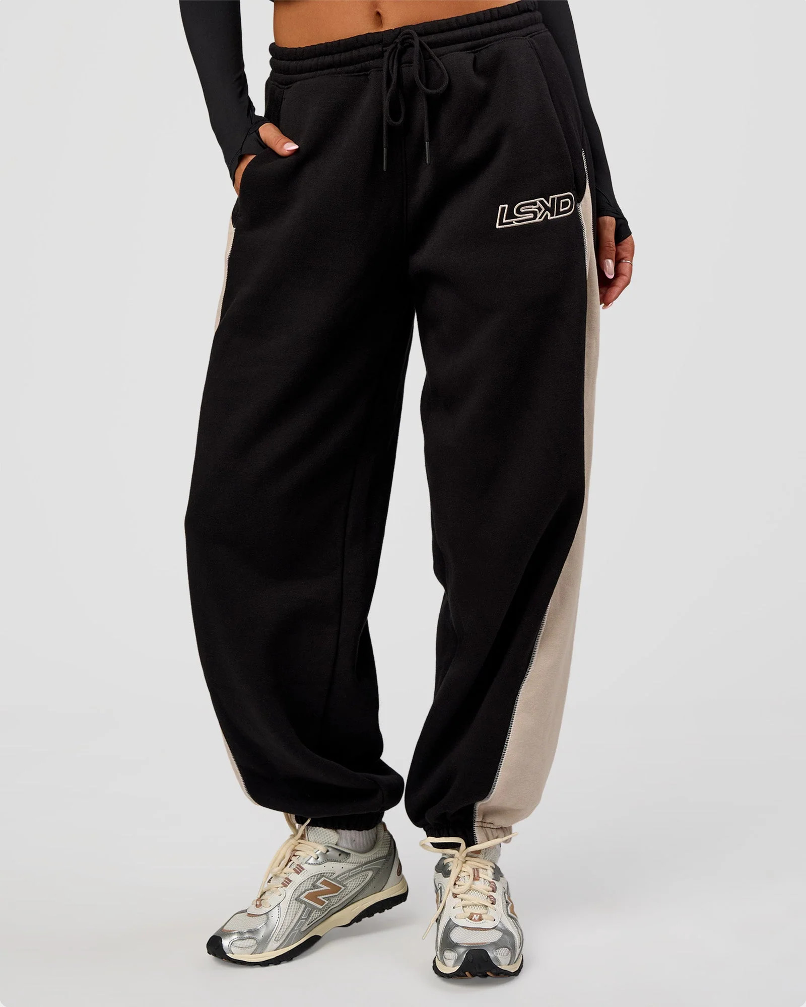 Power Play Stitch Up Fleece Sweat Pant - Black-Shale Beige | LSKD | LSKD
