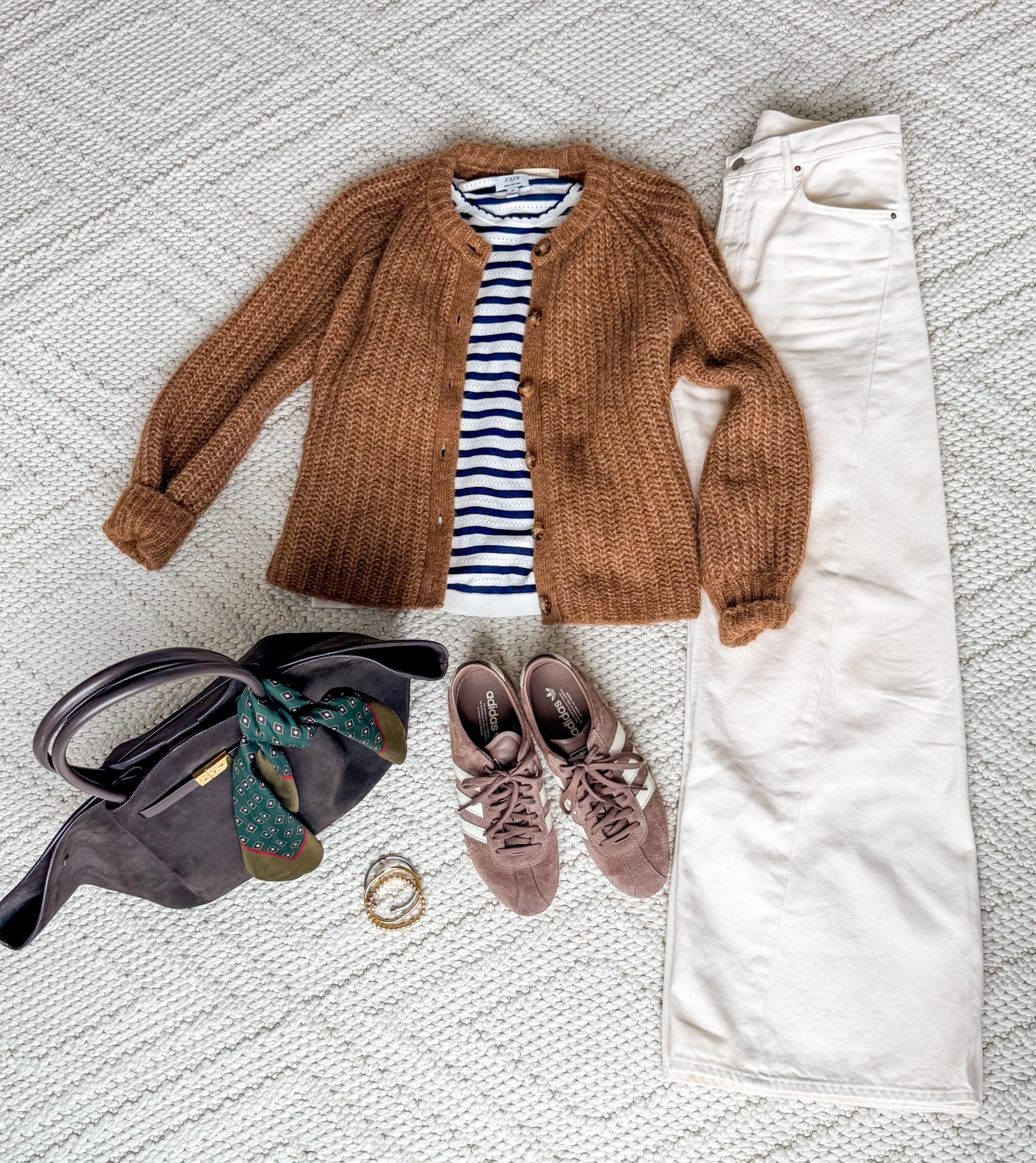 Travel Capsule Outfit

#LTKOver40 #LTKSeasonal #LTKootd