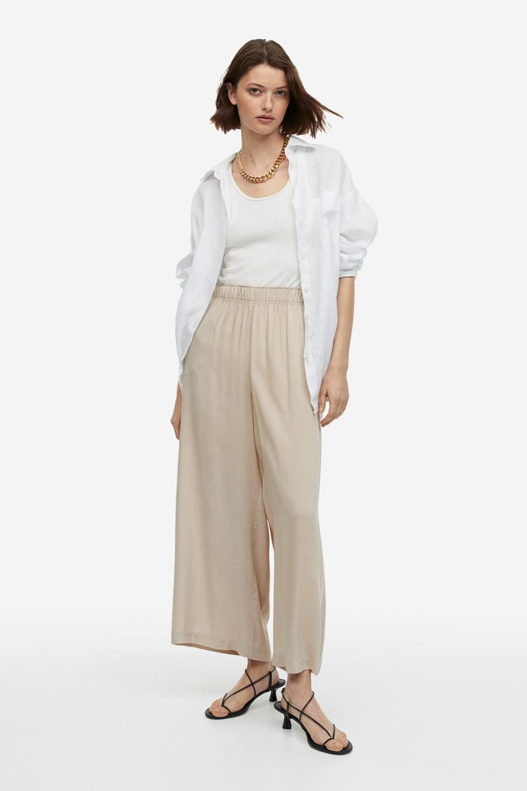 Cropped pull-on trousers | H&M (UK, MY, IN, SG, PH, TW, HK)