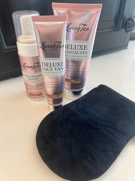 🚨20% off

Loving tan

🚨Sale Alert
Loving Tan 20% off in app only

No streaking, no gross smell 
Gives a great color (I use the dark)

-Gradual tan
-Instant tan mouses 2 HR Express Self Tanning Mousse Dark
-Facial tanner I mix with moisturizer 

🚨Get a free mitt with my code 
Use Code: DARCYMITT


#LTKBeauty #LTKSaleAlert #LTKFindsUnder50