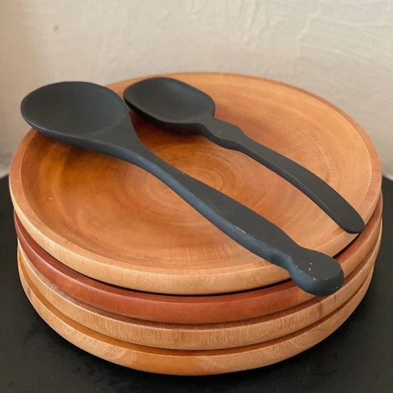 Wood Plate/ Modern Wood Plates/ Round Mahogany Wood Plates/ Wood Home Decor/Farmhouse Plates/Hygg... | Etsy (US)