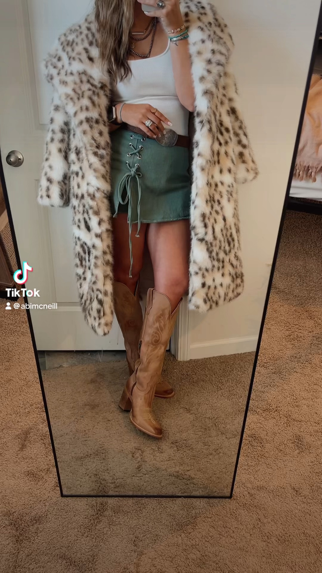 Still obsessing over the boots 😍
@freebird 
#westernfashion #freebird 

#LTKStyleTip #LTKWatchNow #LTKBeauty