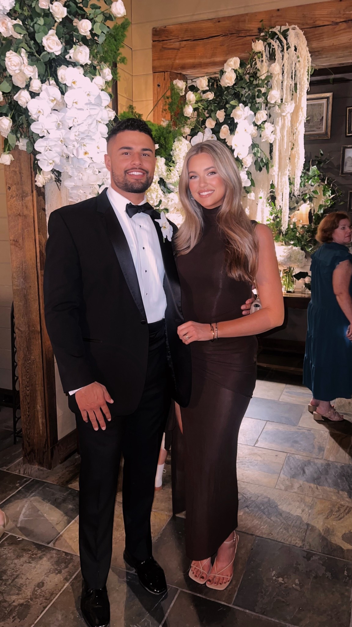 such a flattering dress 🤎 

#LTKWedding #LTKStyleTip #LTKParties