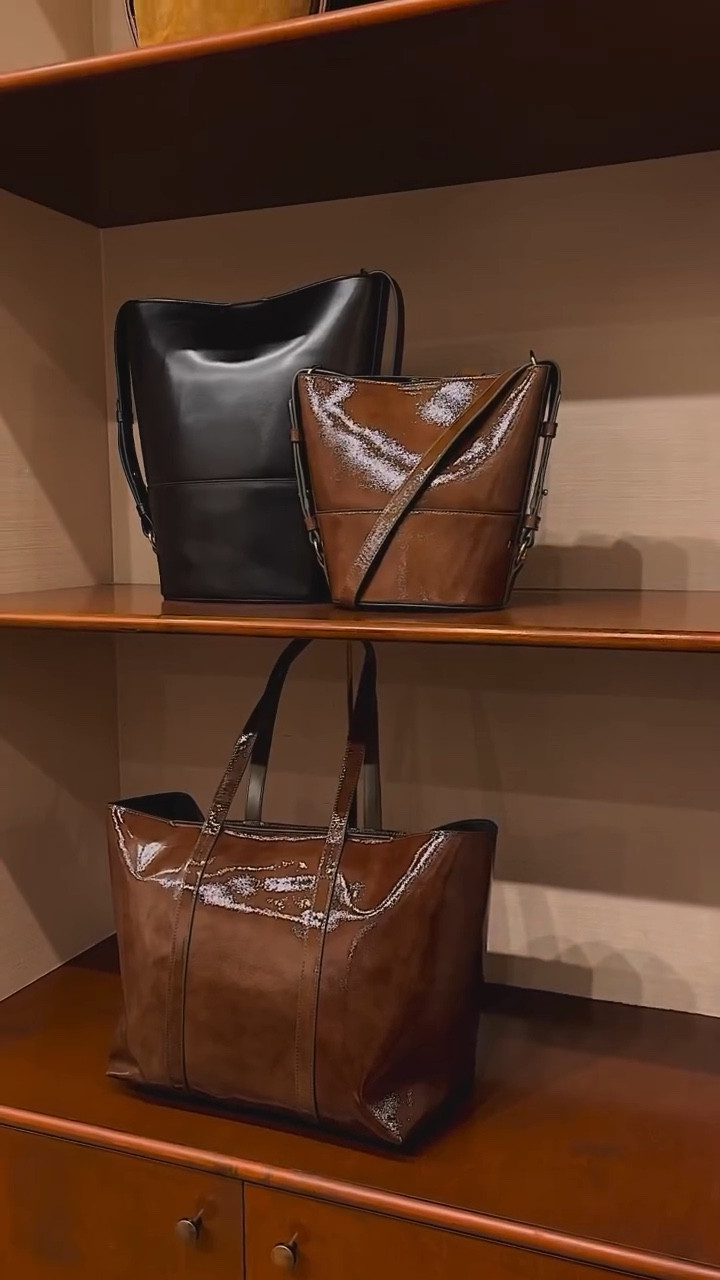 Paris in Atlanta? Oui, please 🇫🇷✨
I got to preview @sezane new store at Ponce City Market before it officially opens on 11/7 and the details were everything
.
.
Sezane, sezane atlanta, ponce city market, everyday outfits, fall trench coat, tall black boots #sezane #poncecitymarket #falloutfits #trenchcoat #blackboots #thingstodoatlanta #atlantacontentcreator