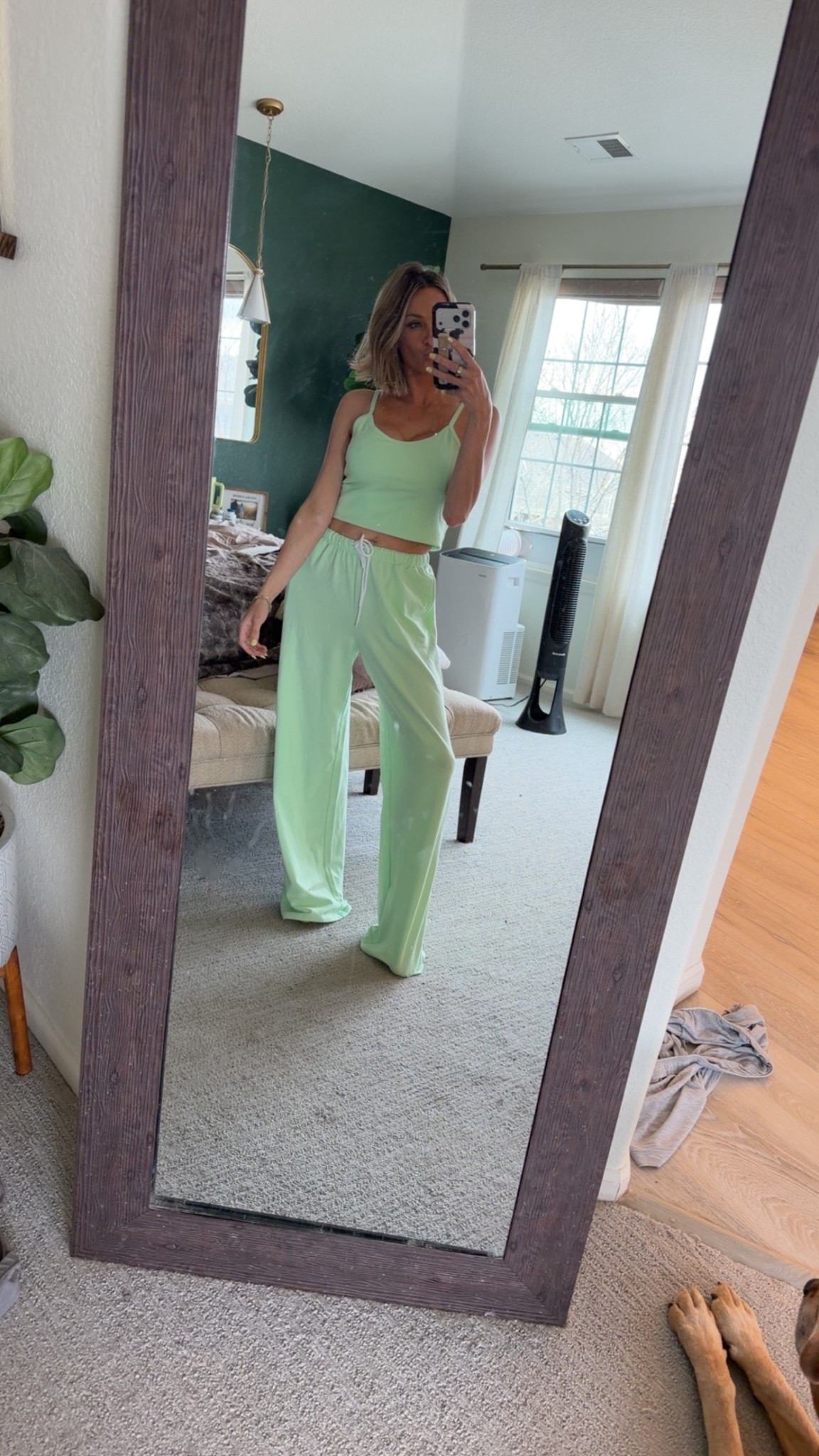 Are we kidding with this color!?!? So lightweight and perfect for spring 💚💚

#LTKootd