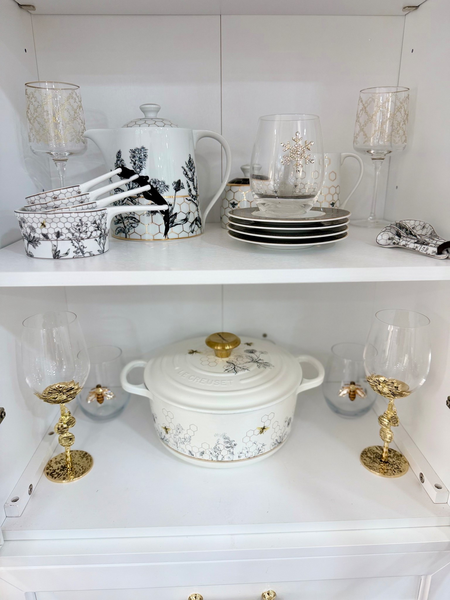 Beautiful honeycomb collection from Williams Sonoma

#LTKHoliday #LTKHome #LTKGiftGuide