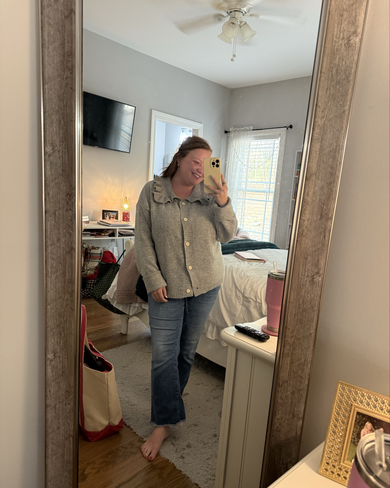 3 ways I’d style this sweater!! It’s a goodie Amazon find! 🥰

#LTKMidsize #LTKootd #LTKFindsUnder50
