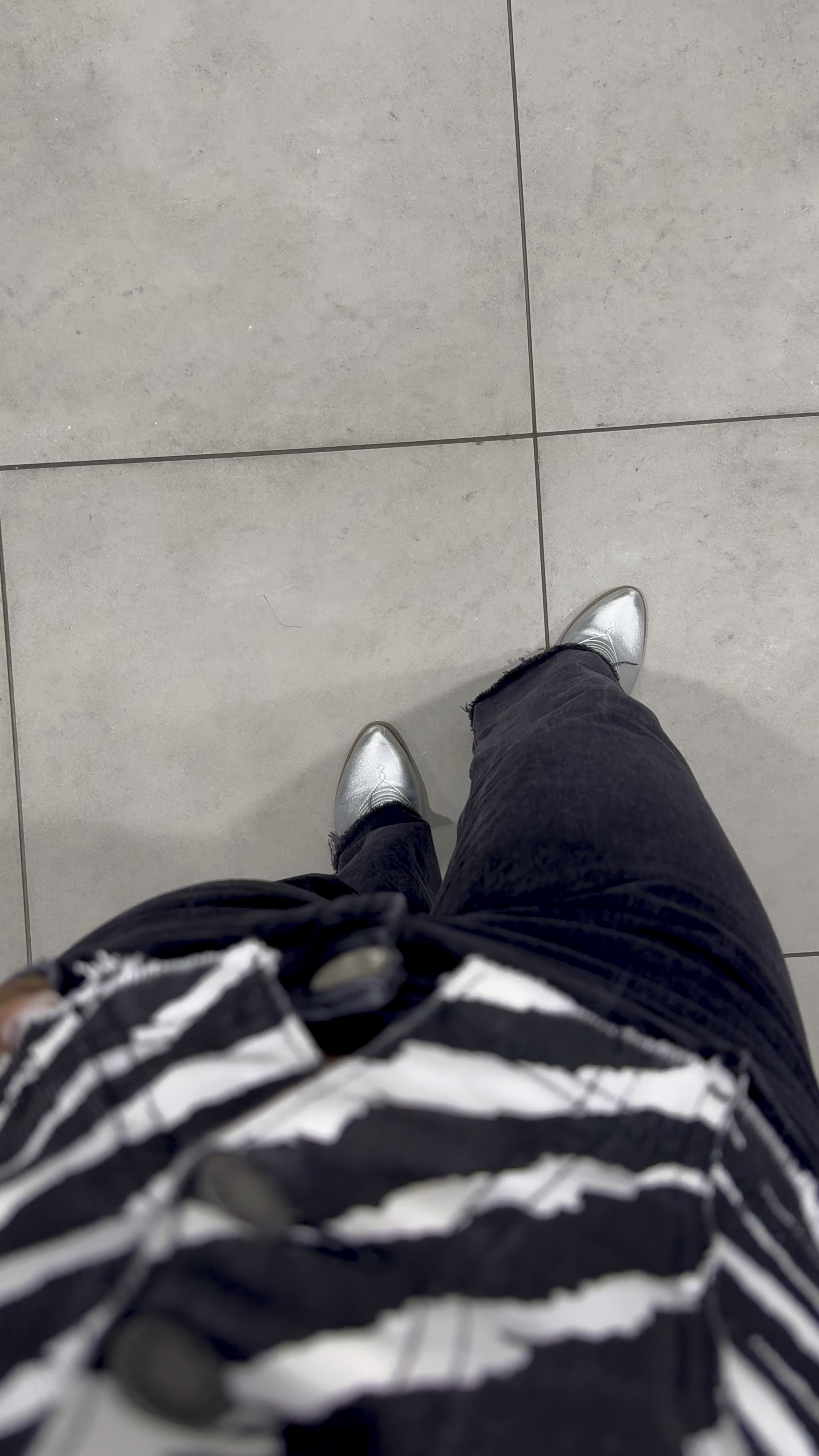 In motion 🖤

#LTKSaleAlert #LTKWatchNow #LTKFindsUnder50