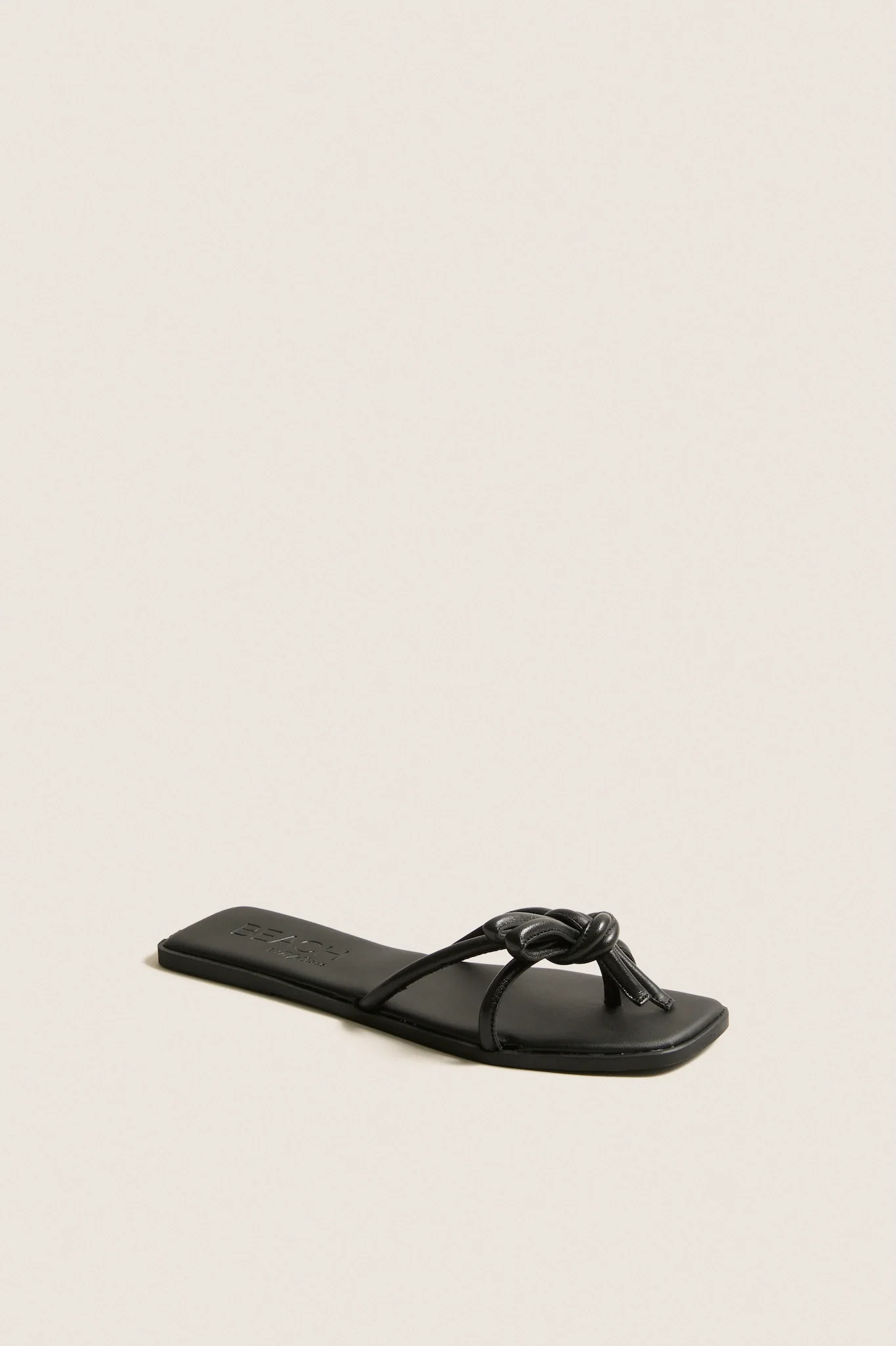 Black Ruthie Bow Sandals | Tuckernuck (US)