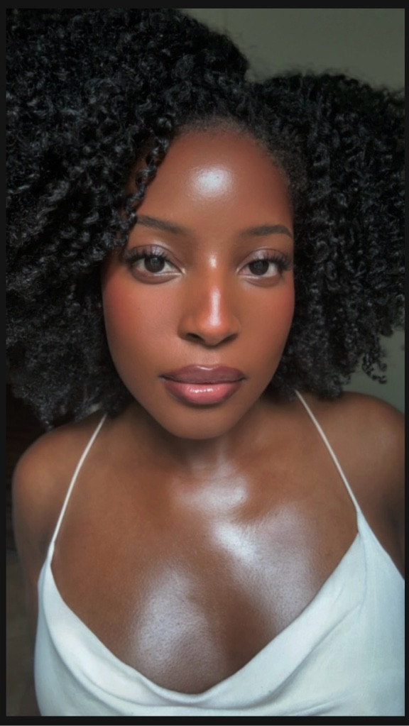 Glowy, everyday makeup 

#LTKgrwm #LTKBeauty