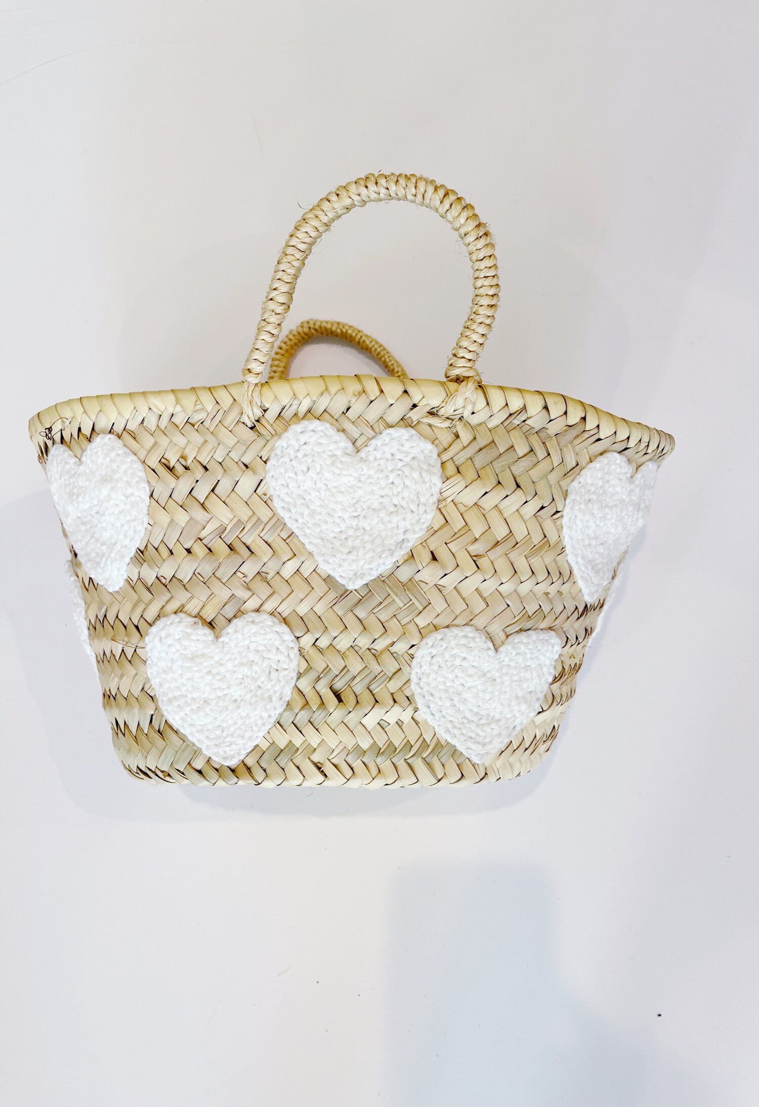 MINI WHITE HEART BASKET | Colores Collective