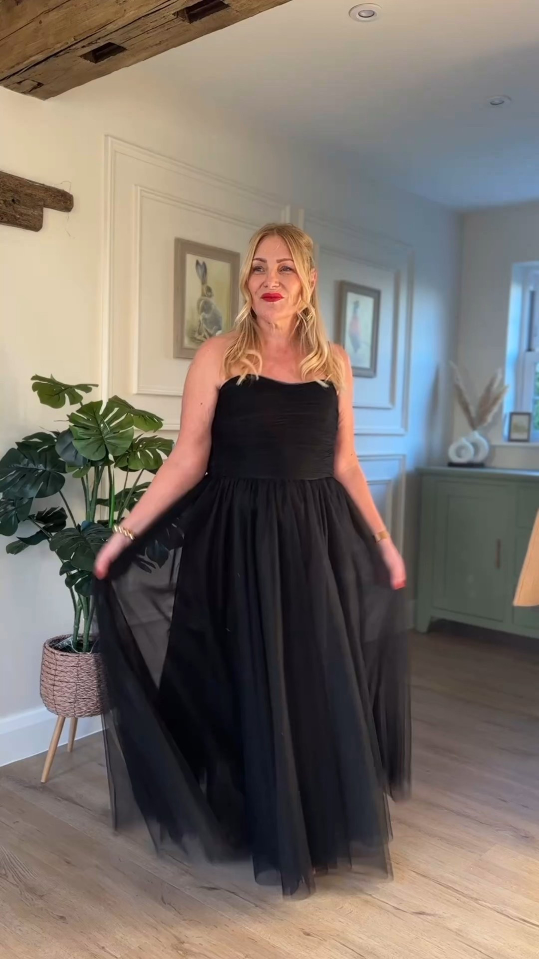 Feeling like a princess in the beautiful 
‘HOPE’ dress 

Looking for a party dress then this is one that will definitely get you noticed 🖤
My recommendation size up as comes up smaller 



#LTKpartywear #LTKfestive #LTKdresses