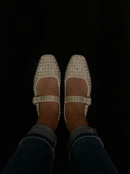 Sparkly white Mary Jane flats / sparkly Mary Jane flats / Europe walking shoes / Europe shoes / walking shoes

#LTKStyleTip