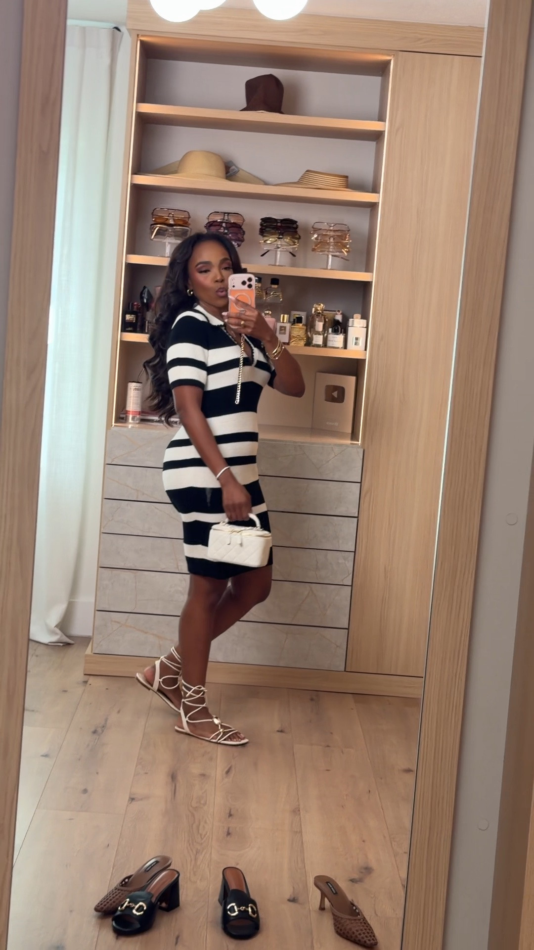 Hi babes!

This striped knit dress is giving effortless chic 🤍 The black and white contrast makes it feel timeless while the fitted silhouette keeps it flattering and elevated without trying too hard.

Where to wear this:
Brunch
Vacation dinners
Summer date nights
Girls nights
Weekend outings

I love dresses like this because they’re easy to style over and over again — swap the shoes, bag, or jewelry and it instantly feels like a whole new look while your cost per wear keeps getting better.

Everything is linked below

xx Kira | Kira’s Fashion Finds

34D - 27 - 40 | size small or 4