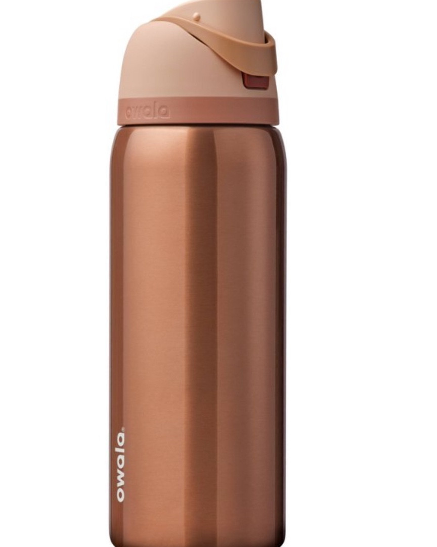 The perfect rose gold water bottle! 
Perfect to gift these holidays💕

#LTKGiftGuide #LTKFamily #LTKHoliday