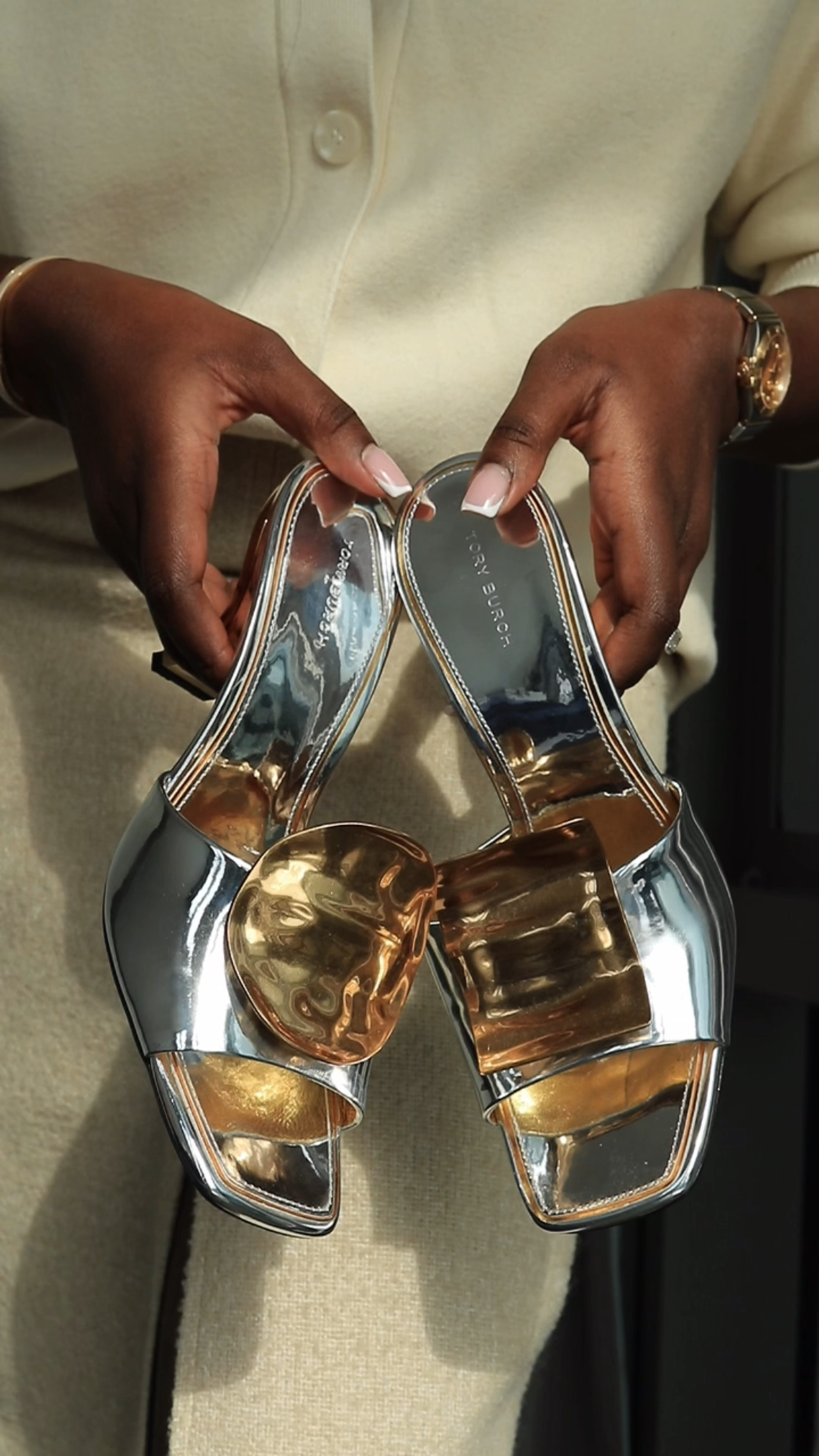  Styling this Monochrome look with splashes of mixed metals 

#LTKstyletip #LTKshoecrush #LTKworkwear