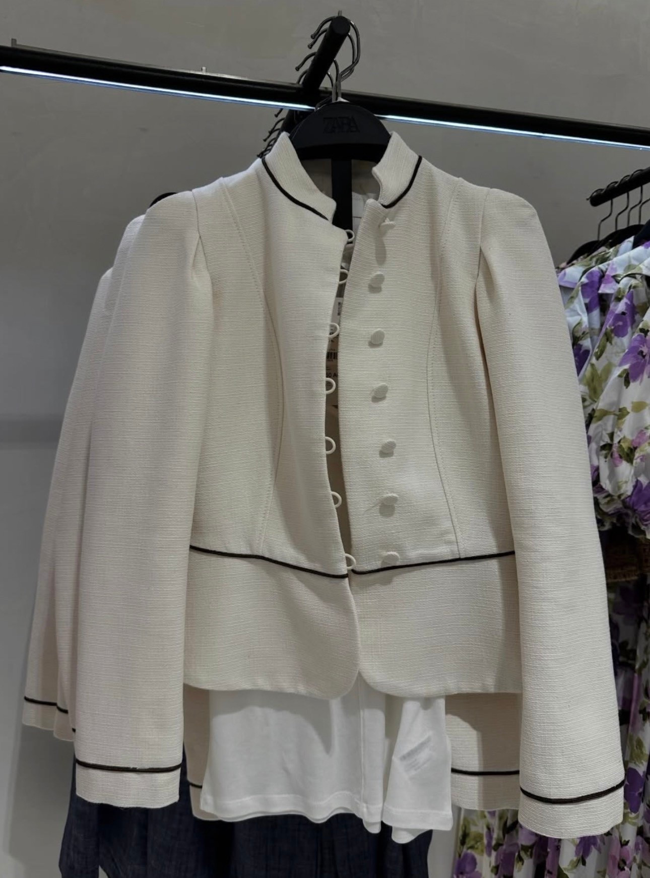 Must haves @Zara jacket 

#LTKjeans #LTKstyletip #LTKspring
