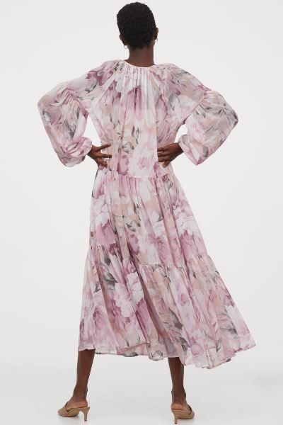 Chiffon dress | H&M (UK, MY, IN, SG, PH, TW, HK)
