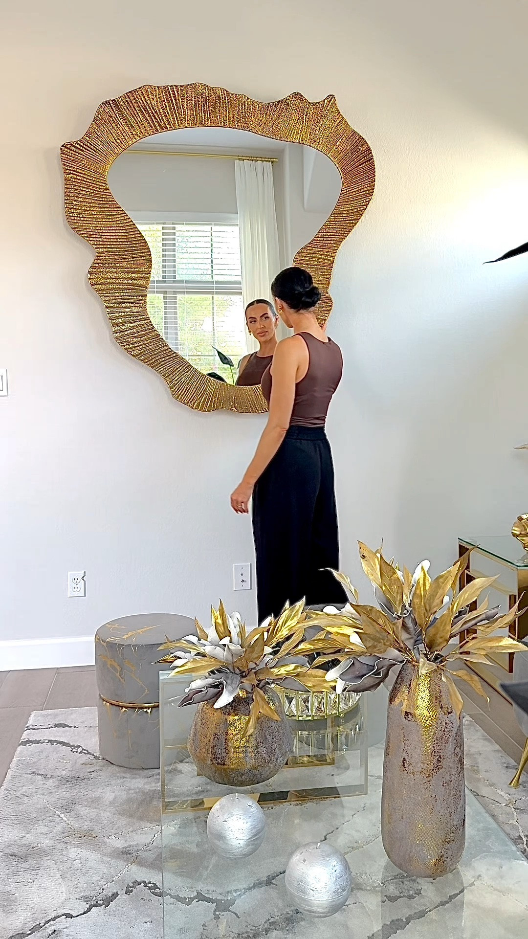 From Gallerie to Life ✨

Bringing curated, sculptural vibes with the Cara Mirror from Z GALLERIE


✨Use code KK5 for 5% OFF✨