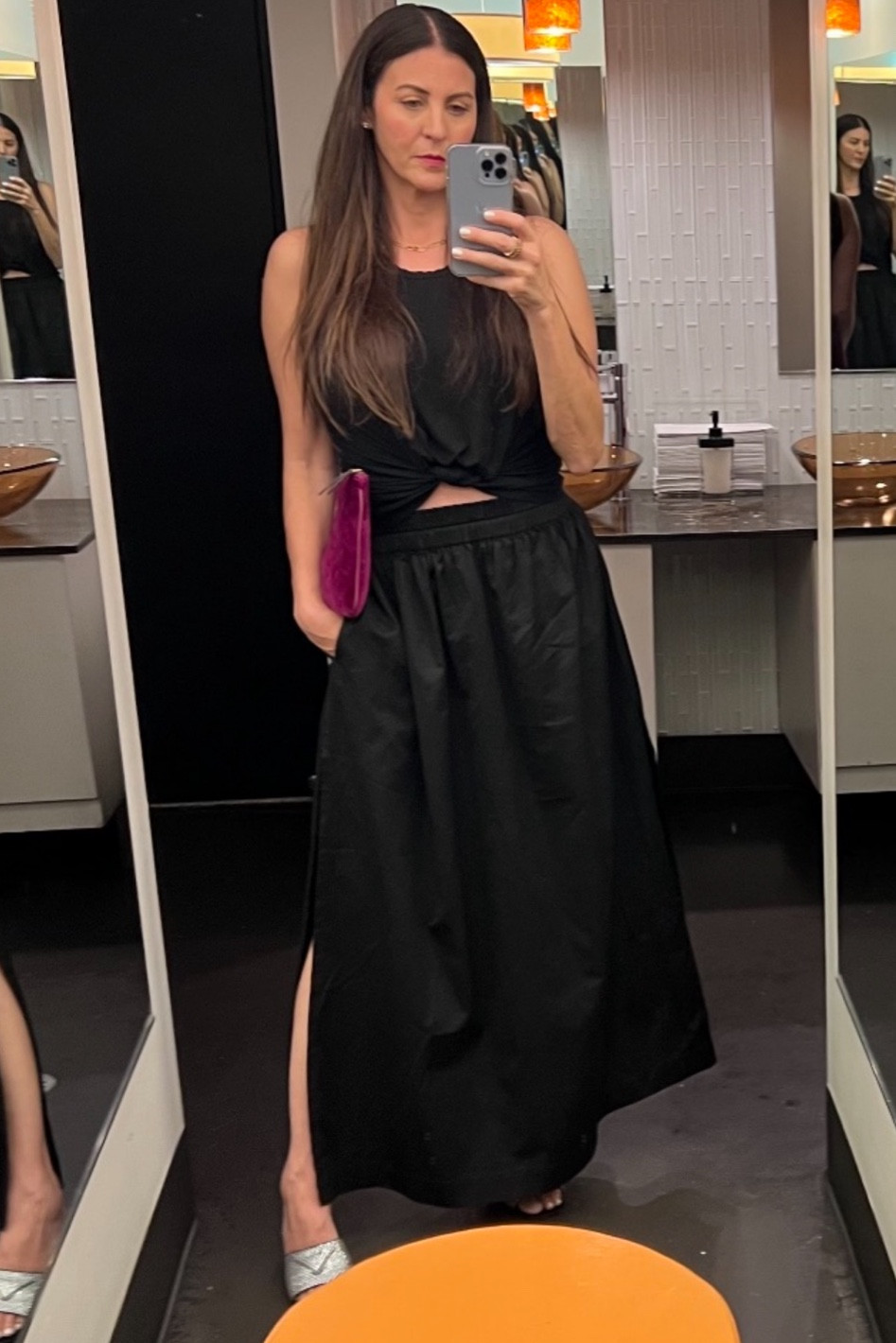 This is one of my favorite skirts.  It has pockets, is cotton, it has slits on both sides and a comfortable elastic waist. So good. Shop my entire look...

#LTKSeasonal #LTKstyletip #LTKFind