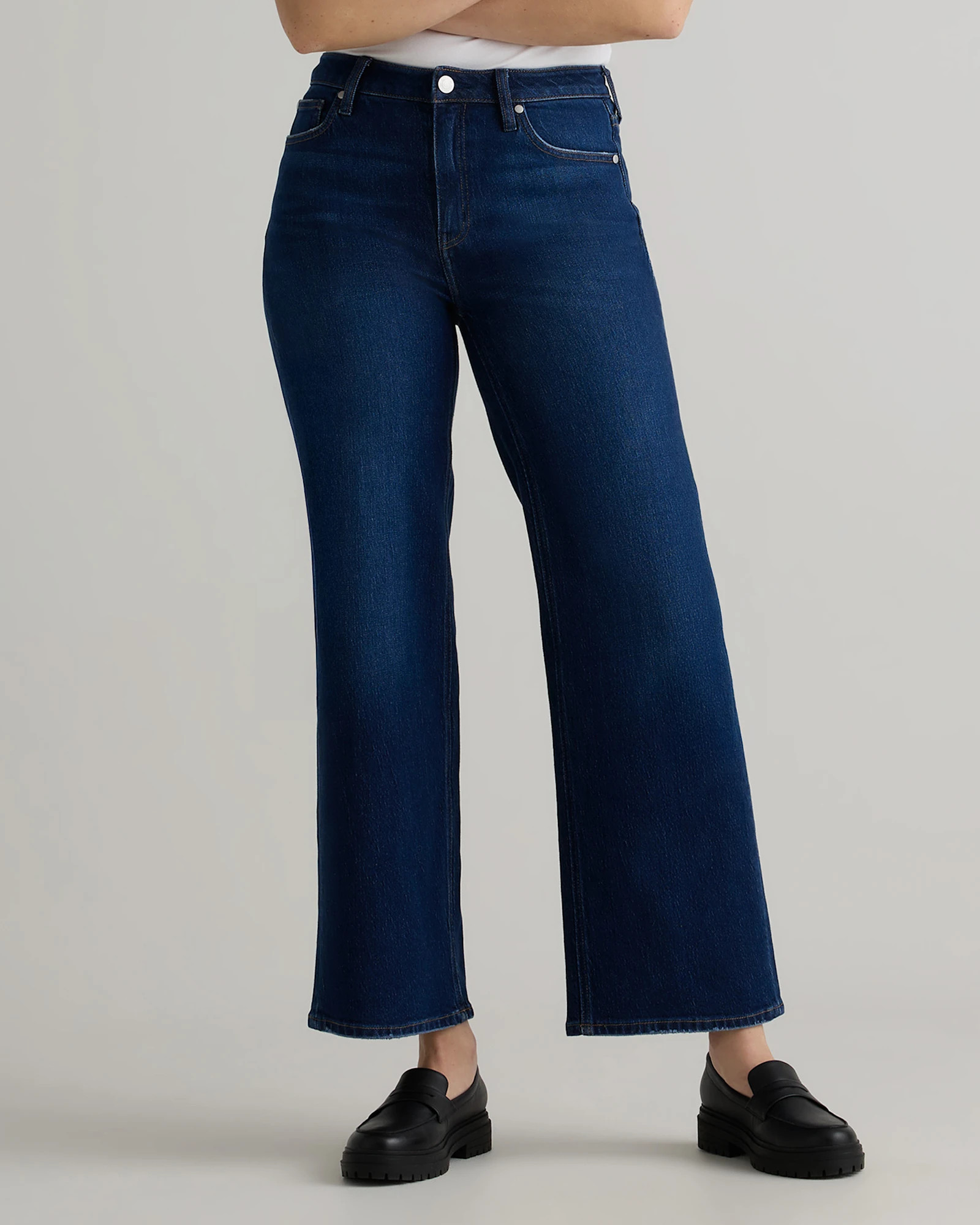 Bella Stretch Relaxed Straight Jeans | Quince