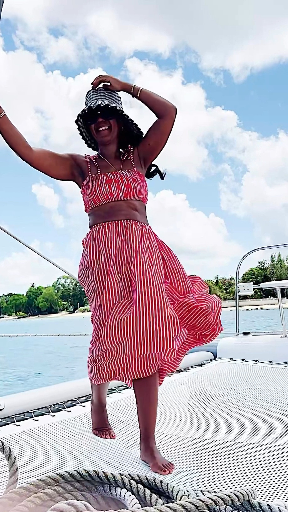 This red set did not disappoint. It’s currently on sale. I’m wearing a size small, runs TTS.

#boatoutfit
#yachtoutfit
#vacationoutfit

#LTKVideo #LTKTravel #LTKSeasonal