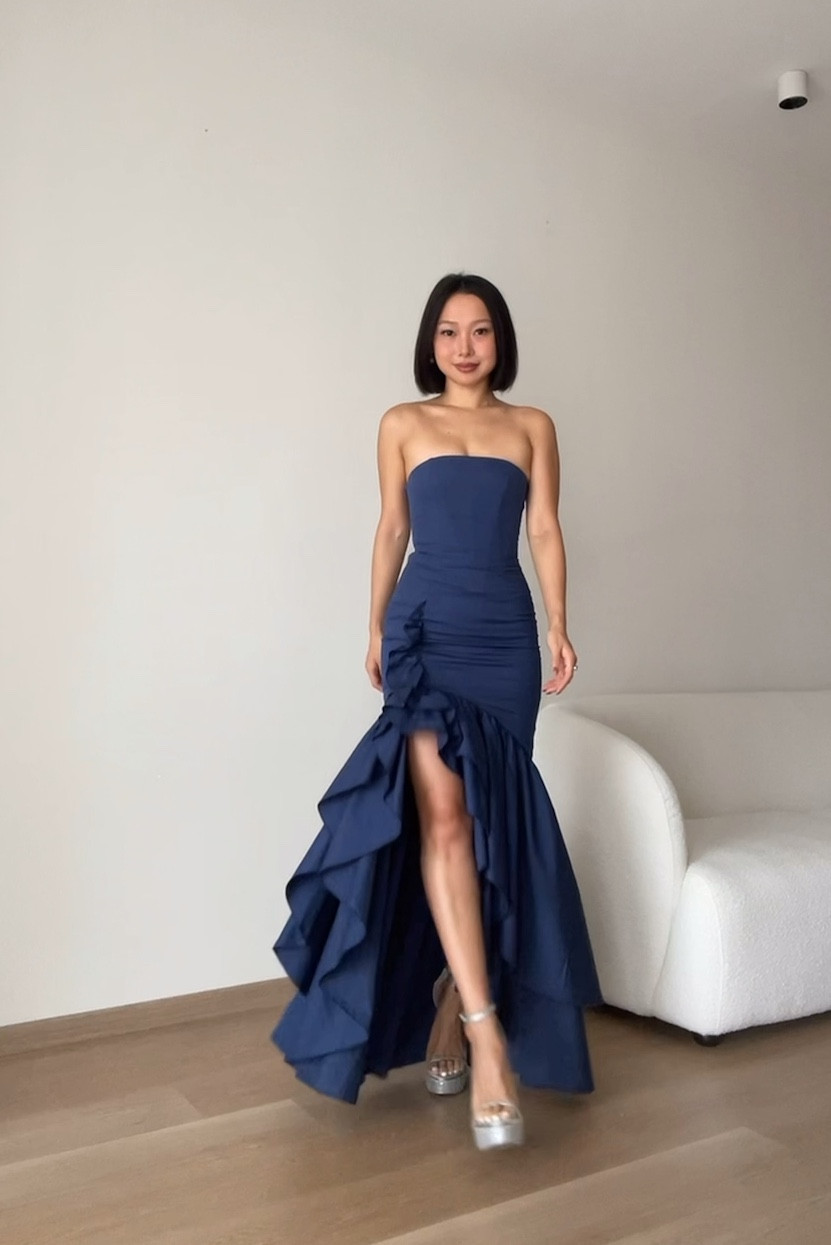 the perfect blue maxi dress🪽✨ 


#corsetdress #mermaiddress #gown #holiday #elegantstyle 

#LTKHoliday #LTKCyberWeek #LTKVideo