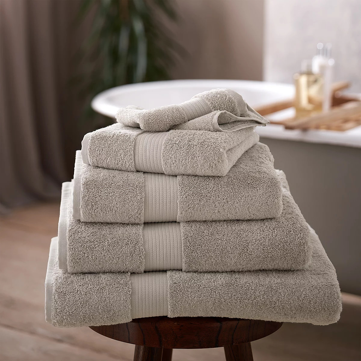 Luxury Egyptian Cotton Towels | The White Company (UK)