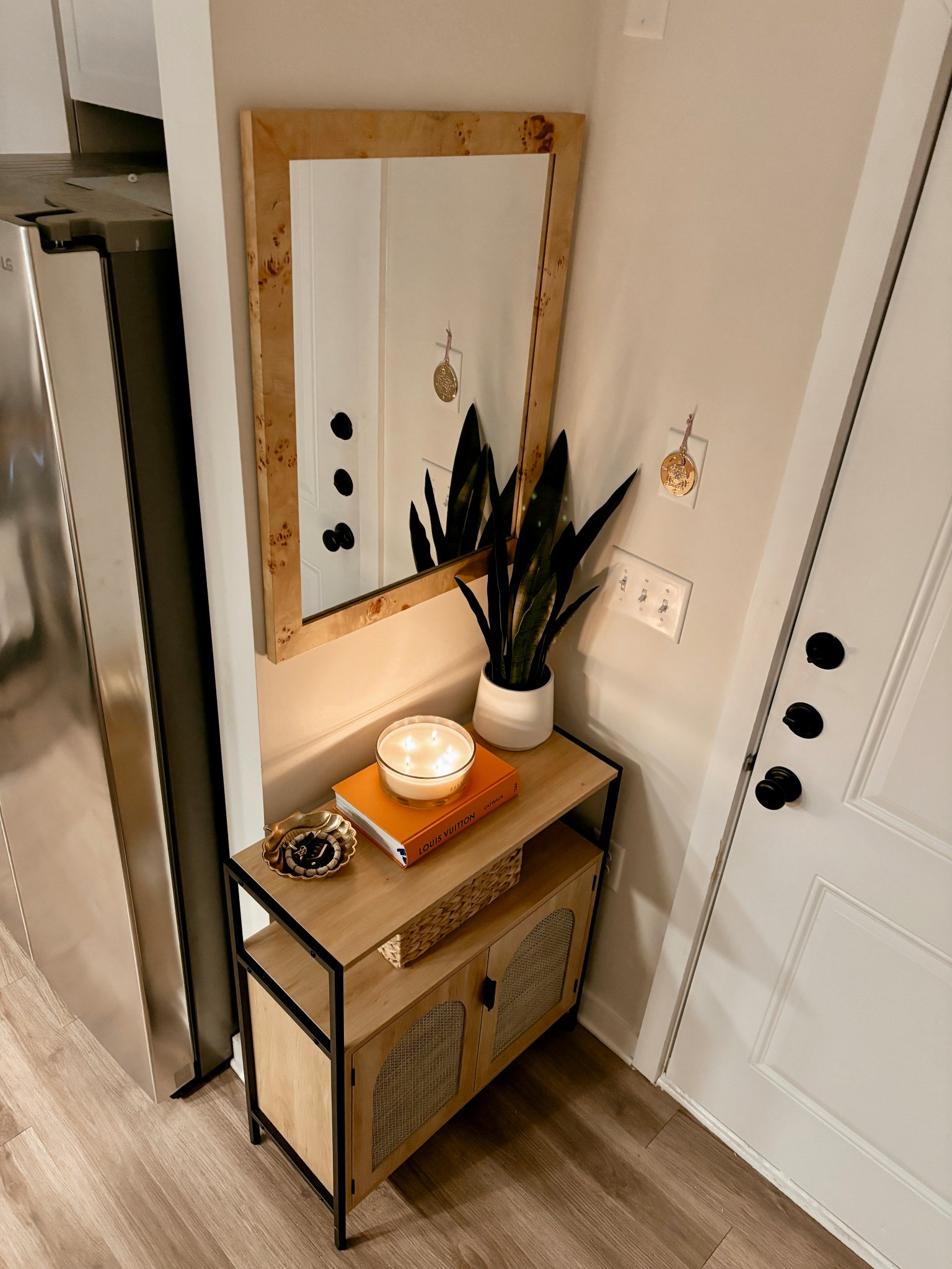 small entryway inspo!

#LTKHome #LTKSaleAlert #LTKFindsUnder100