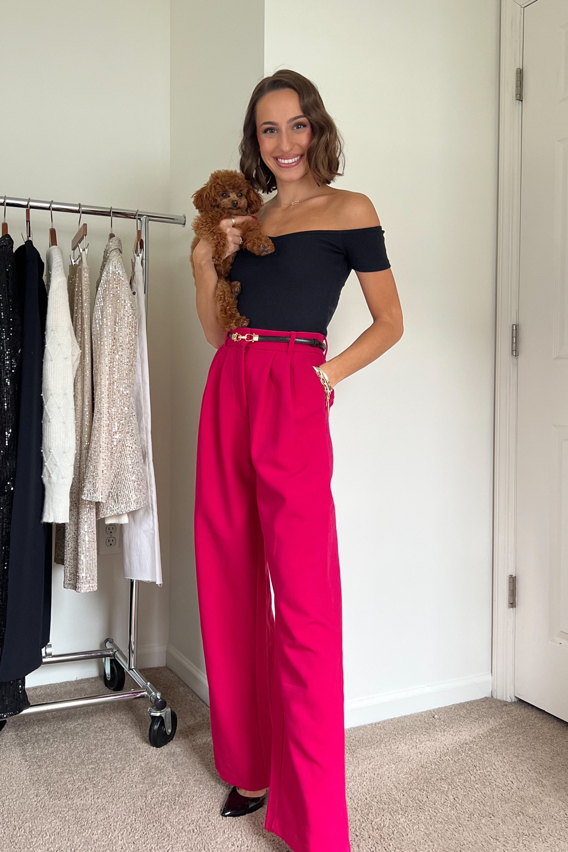 Hot pink abercrombie tailored pants are restocked. Size up they run small 

#LTKSeasonal #LTKHoliday #LTKxAF