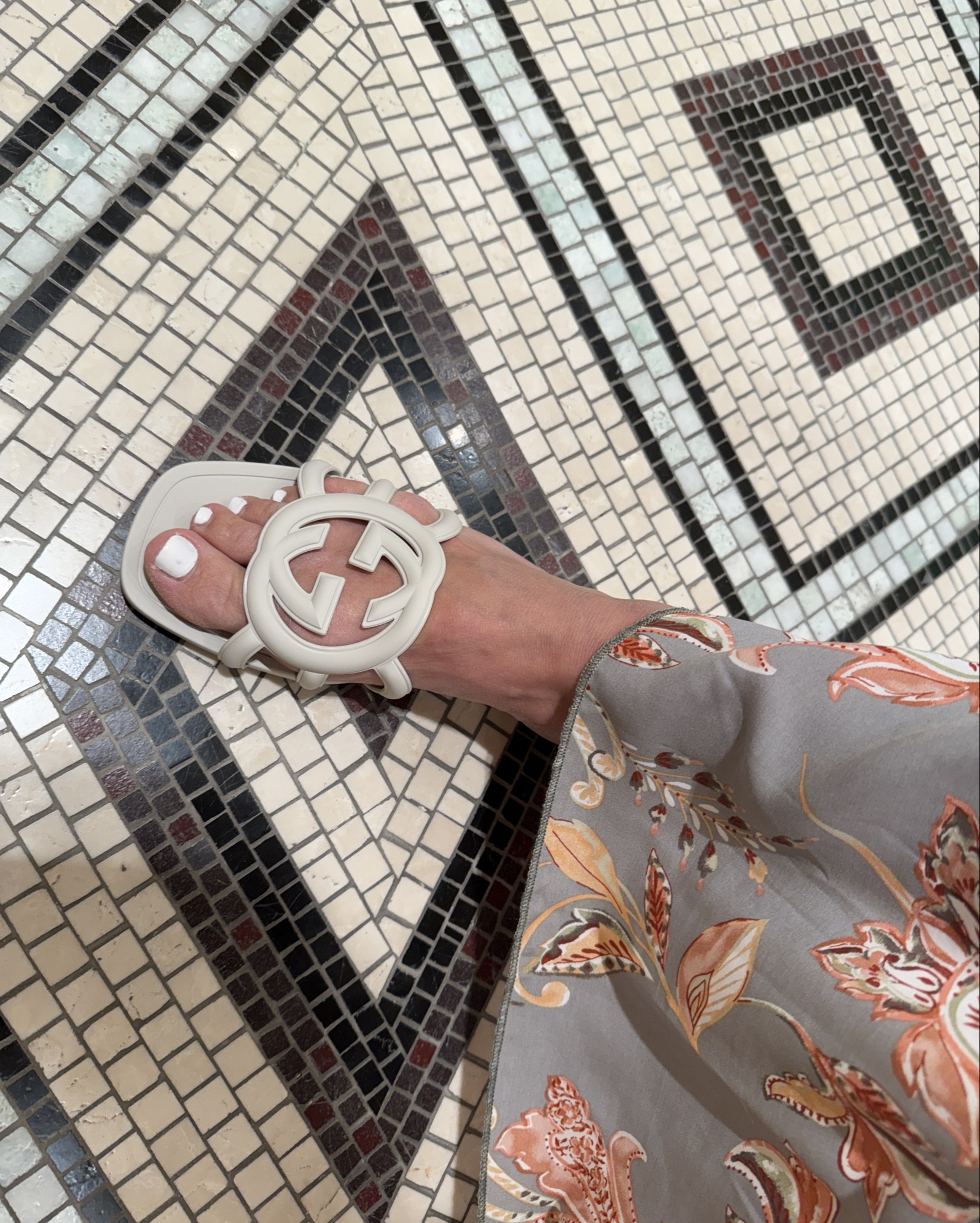 Obsessed with my new slides! They are all rubber so very easy to wear during the summertime or on vacation. They come in a bunch of colors that all look so cute it was hard to decide which one to get! I ended up getting the mystic white. True to size, I got an 8  

#LTKSaleAlert #LTKStyleTip #LTKShoeCrush