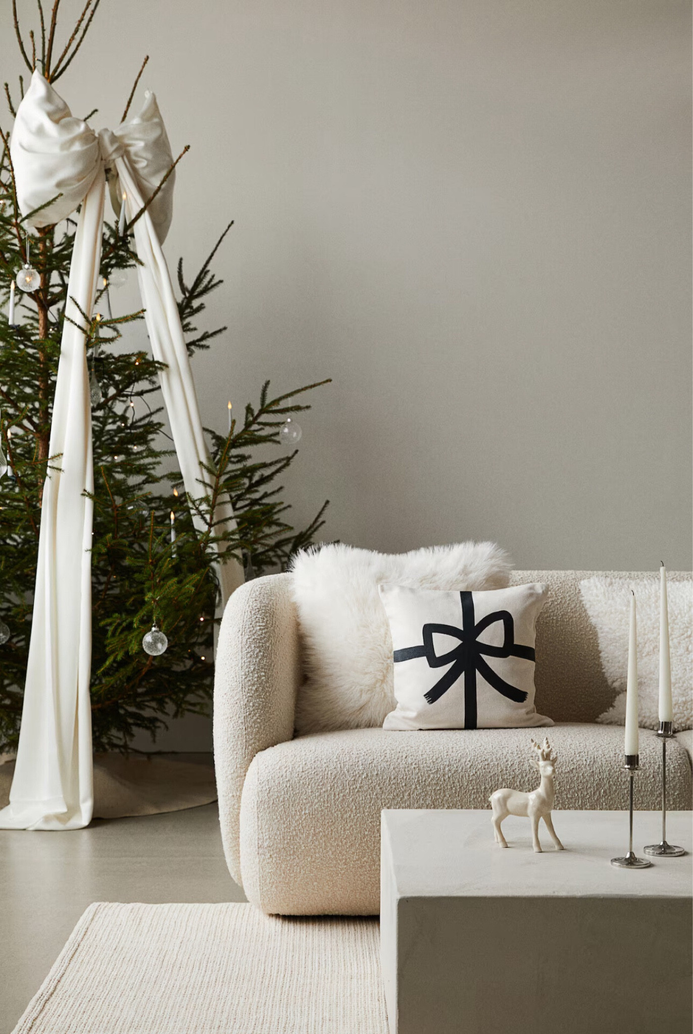Another nice Christmas Corner of the house 

#ltkhome #home #homedesign #homedecor #christmas #christmasdecor #pillows #pillow #ornament #candle #cnadleholder #accessories #rug #sofa #couch #christmastree #natale #alberodinatale #divano #cuscini #casa

#LTKeurope #LTKgiftguide #LTKitalia