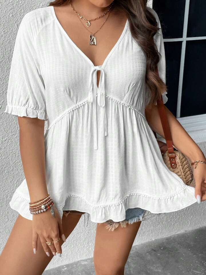 SHEIN LUNE Plus Tie Front Pom Pom Ruffle Hem Blouse | SHEIN