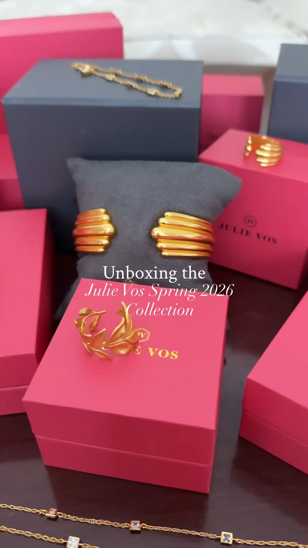 My spring jewels have arrived! Unbox the dreamiest pieces from the Julie Vos Spring 2026 collection with me! 🌷✨ Thank you so much to Julie Vos for this stunning package! #JulieVos #ArmParty

#LTKSeasonal #LTKWorkwear #LTKValentine