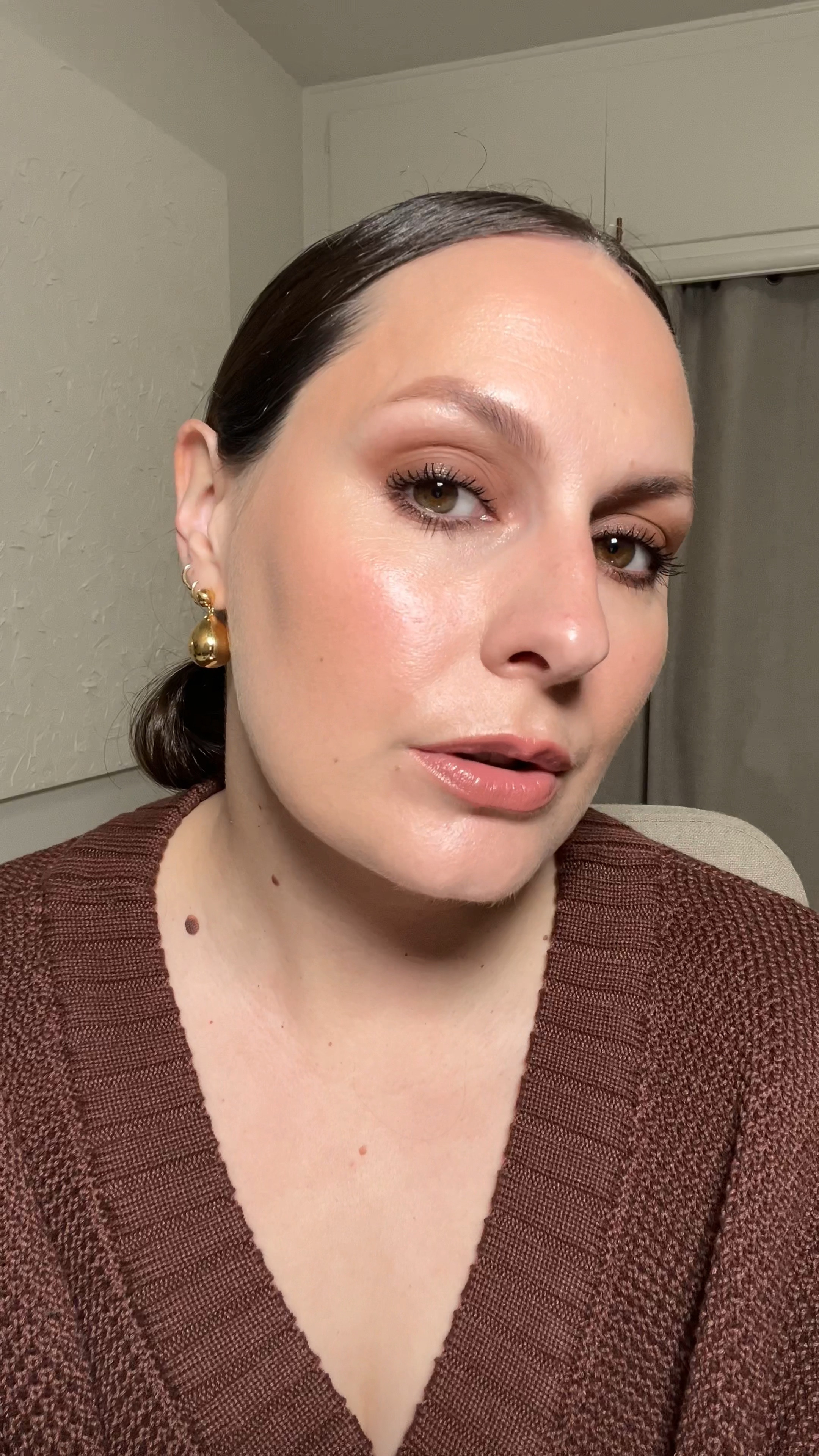 For those days when you want to savor doing your makeup. Brown Smokey eye, brown eyeshadow, Victoria Beckham eyeshadow, high low makeup, 

#LTKVideo #LTKbeauty