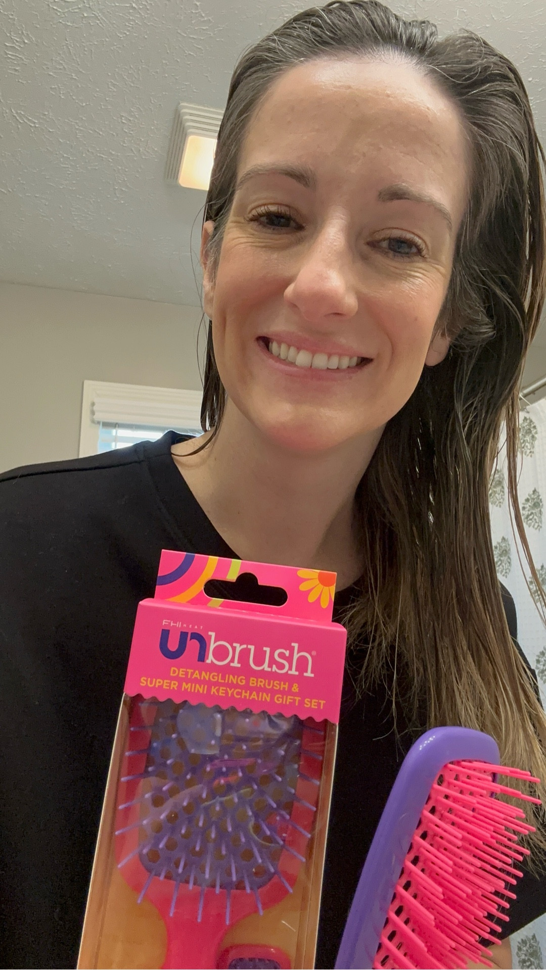 You know how this is my year for haircare? Well I found THE brush! The UNbrush from @fhiheat is changing the game in detangling and reduced drying time, in this lightweight, packable hairbrush. Hitting @walmart shelves today! 

#LTKootd #LTKselfcare