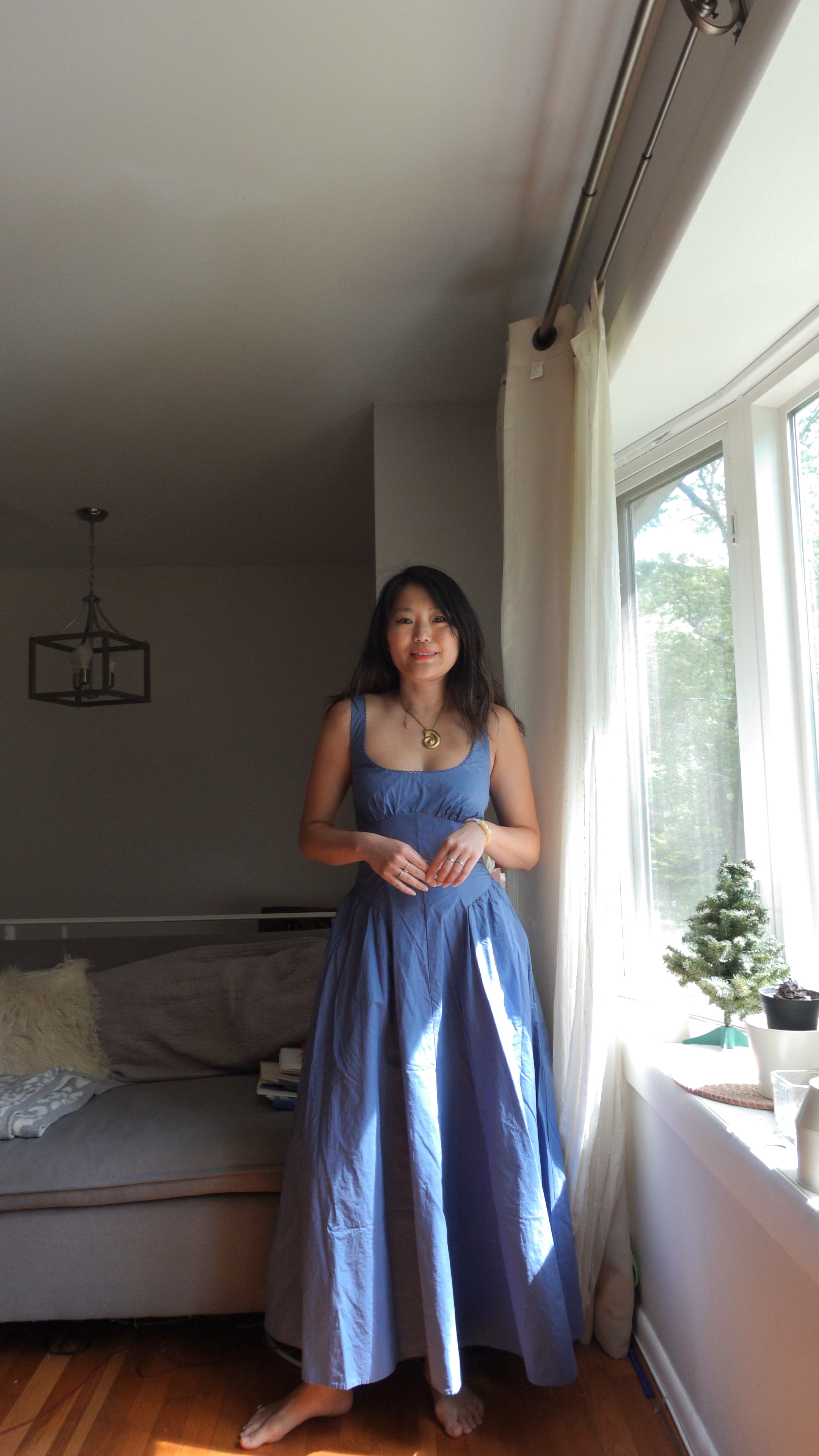 Abercrombie bra free dylan sale on sale!!!  Perfect cotton euro summer dress

Stackable discounts

Wearing xs