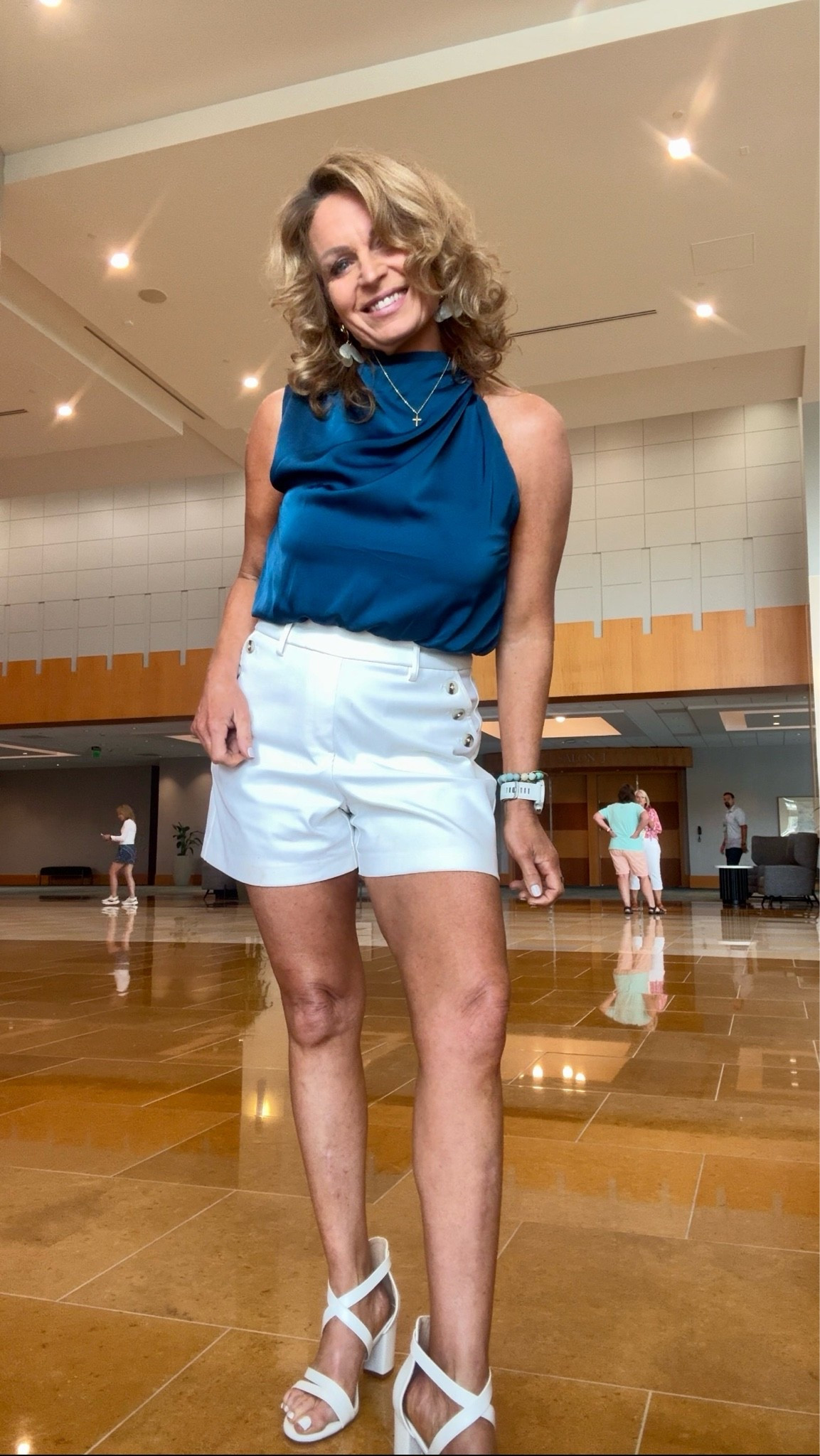 Blue & White!

#LTKdayinmylife #LTKgrwm #LTKootd