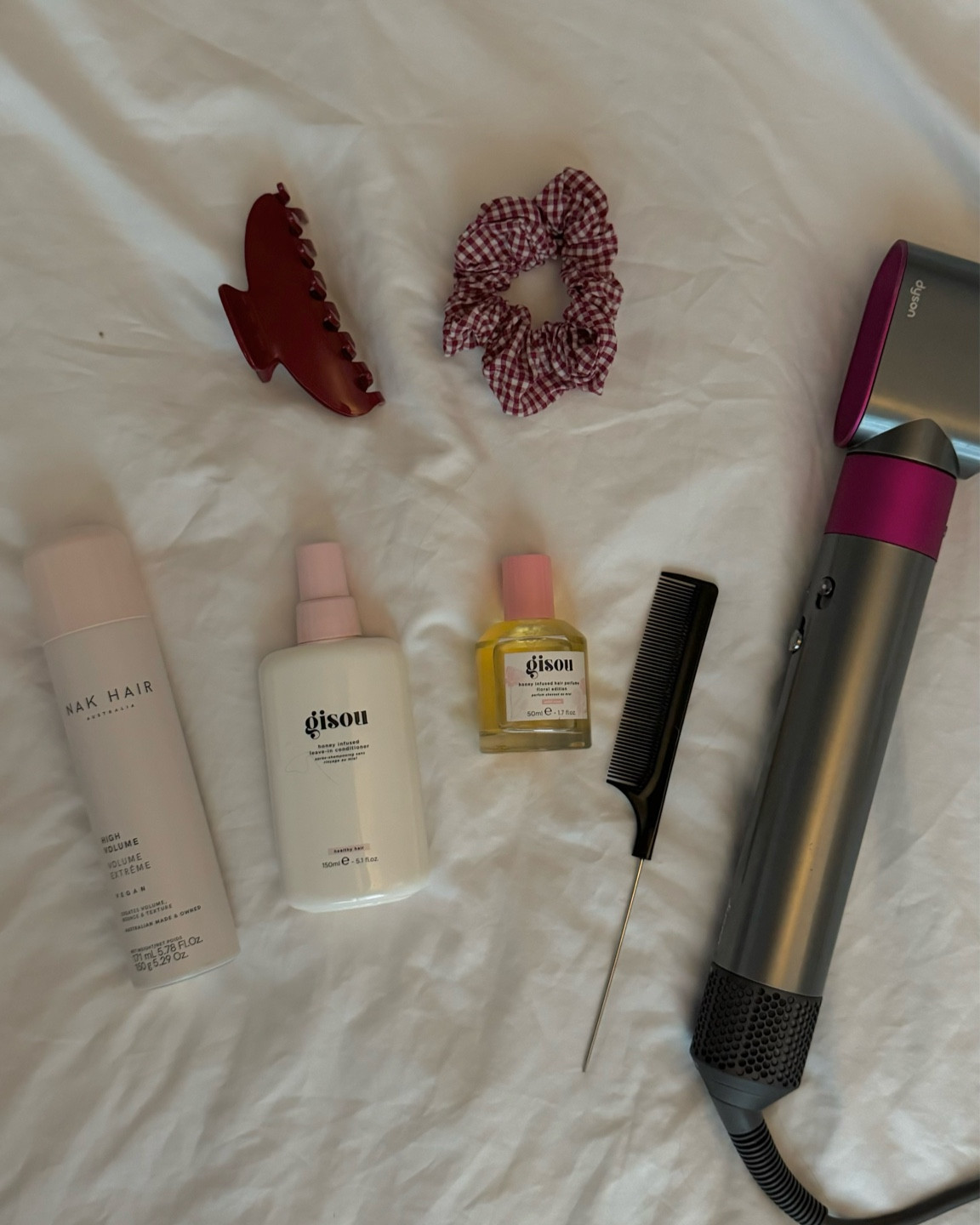 hair bits that I religiously used throughout the week 

#LTKeurope #LTKaustralia