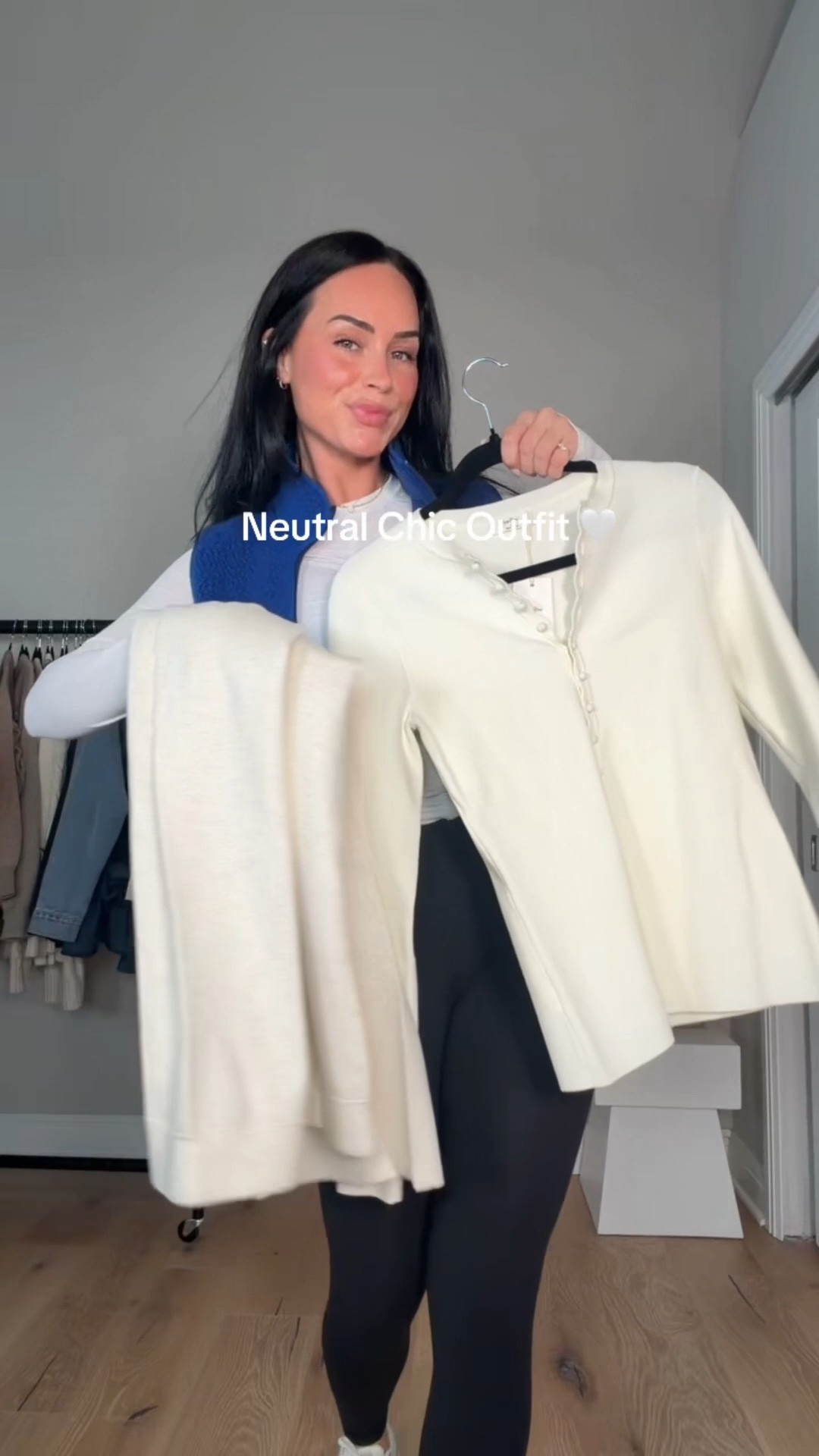 A neutral chic look built from closet staples. I’ll have my outfit details on my LTK for easy shopping 🤍


My sizing 5’7, 145lbs, 32dd
I’m wearing size small jacket & pants, size medium sweater

#LTKootd #LTKU #LTKgrwm