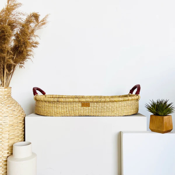 NaturalChanging BasketCognac Handle | Plum+Sparrow
