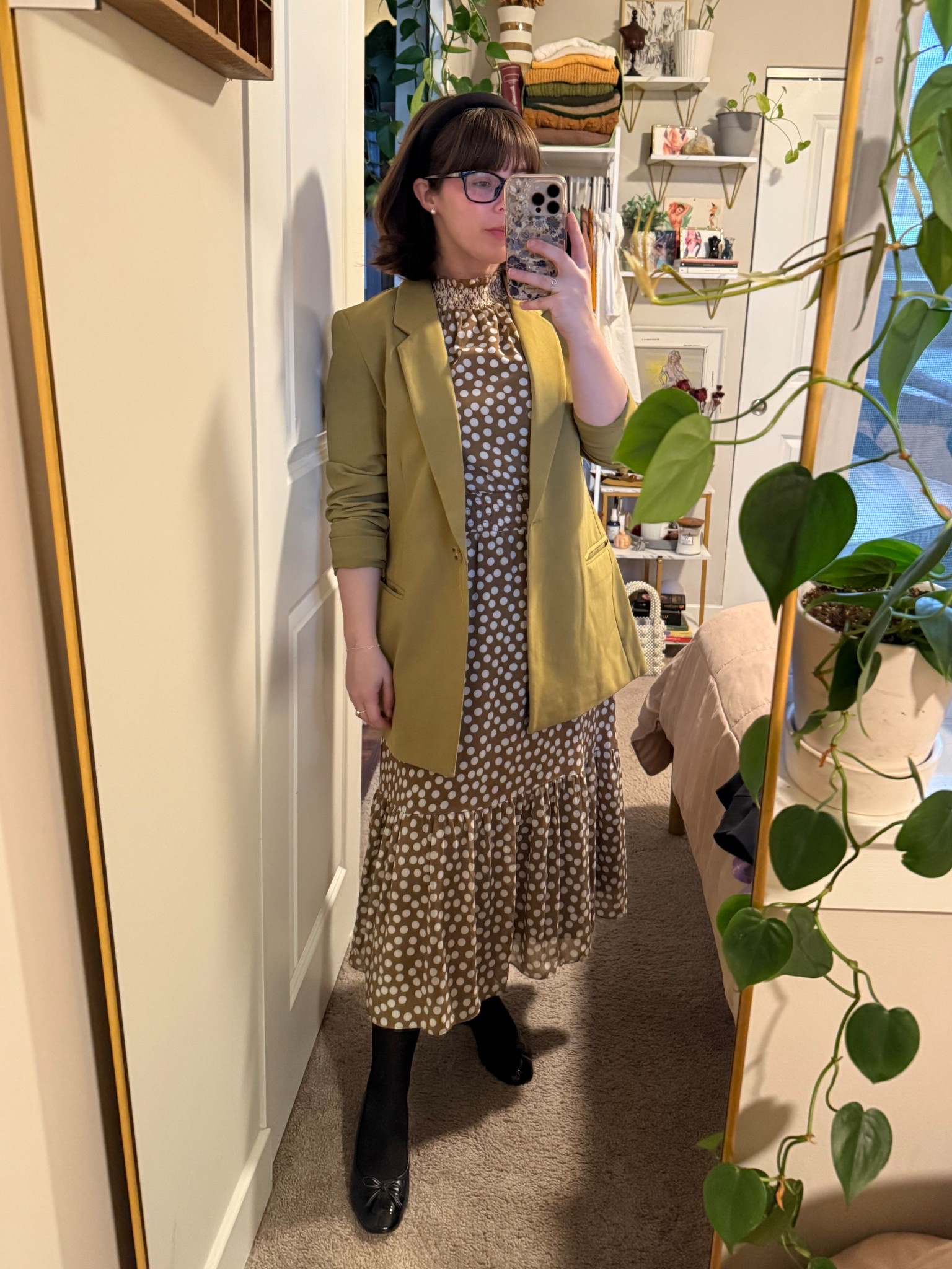 I keep seeing longer blazers and skirts/dresses on my Pinterest and I’m here for it. I’m barely 5 ft tall - you can make it work for you! OOTD 3.6.25

#LTKPetite #LTKWorkwear #LTKStyleTip