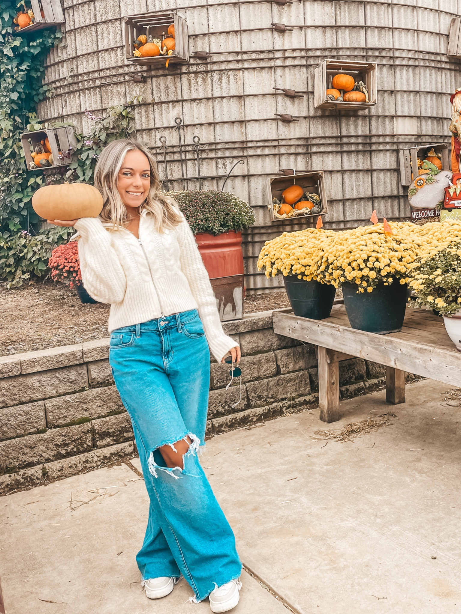 Fall Pumpkin Patch Outfit 

#LTKsalealert #LTKstyletip #LTKHolidaySale