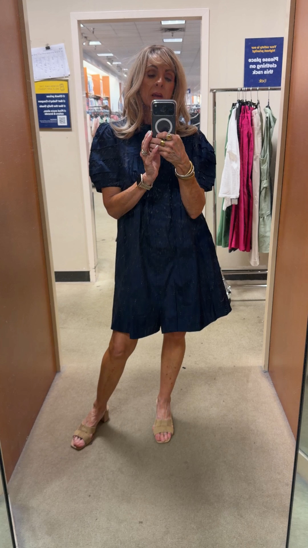 Puff sleeve
Pockets 
But one get two free!

#LTKOver40 #LTKSaleAlert
