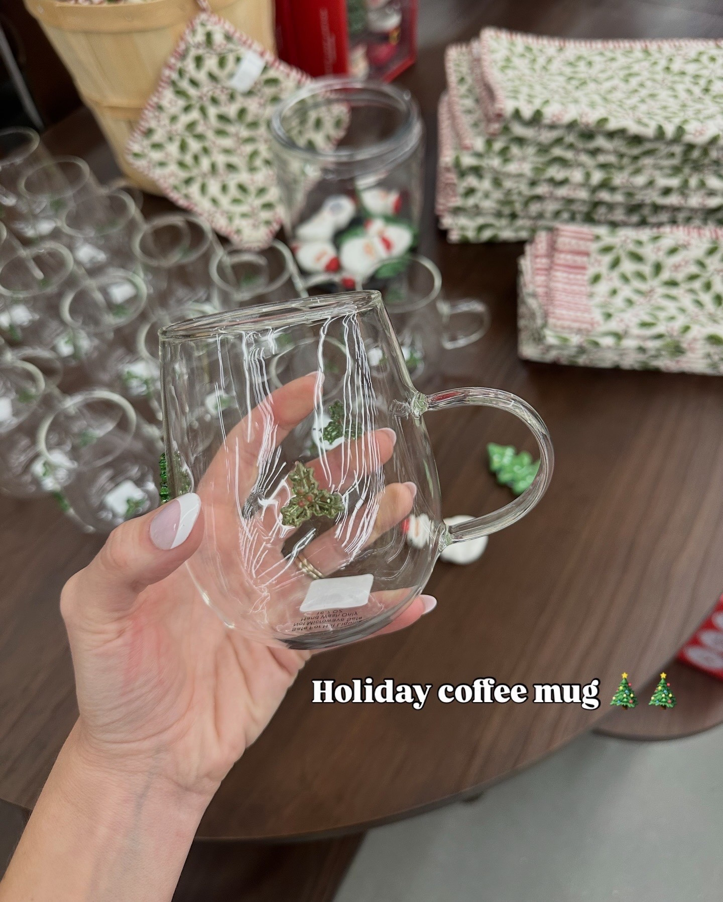 Christmas mug ! 

#LTKHoliday #LTKSeasonal #LTKGiftGuide