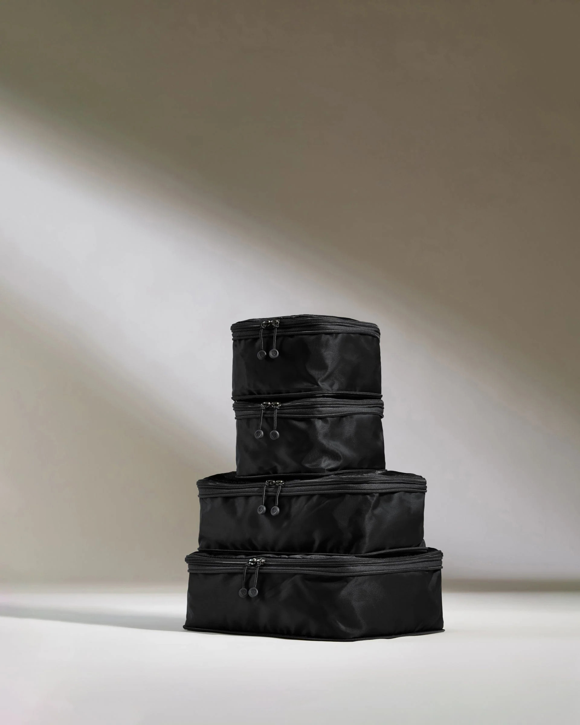 Packing Cubes in Black Set of 4 » Travel Accessories » Packing Organiser | Antler UK