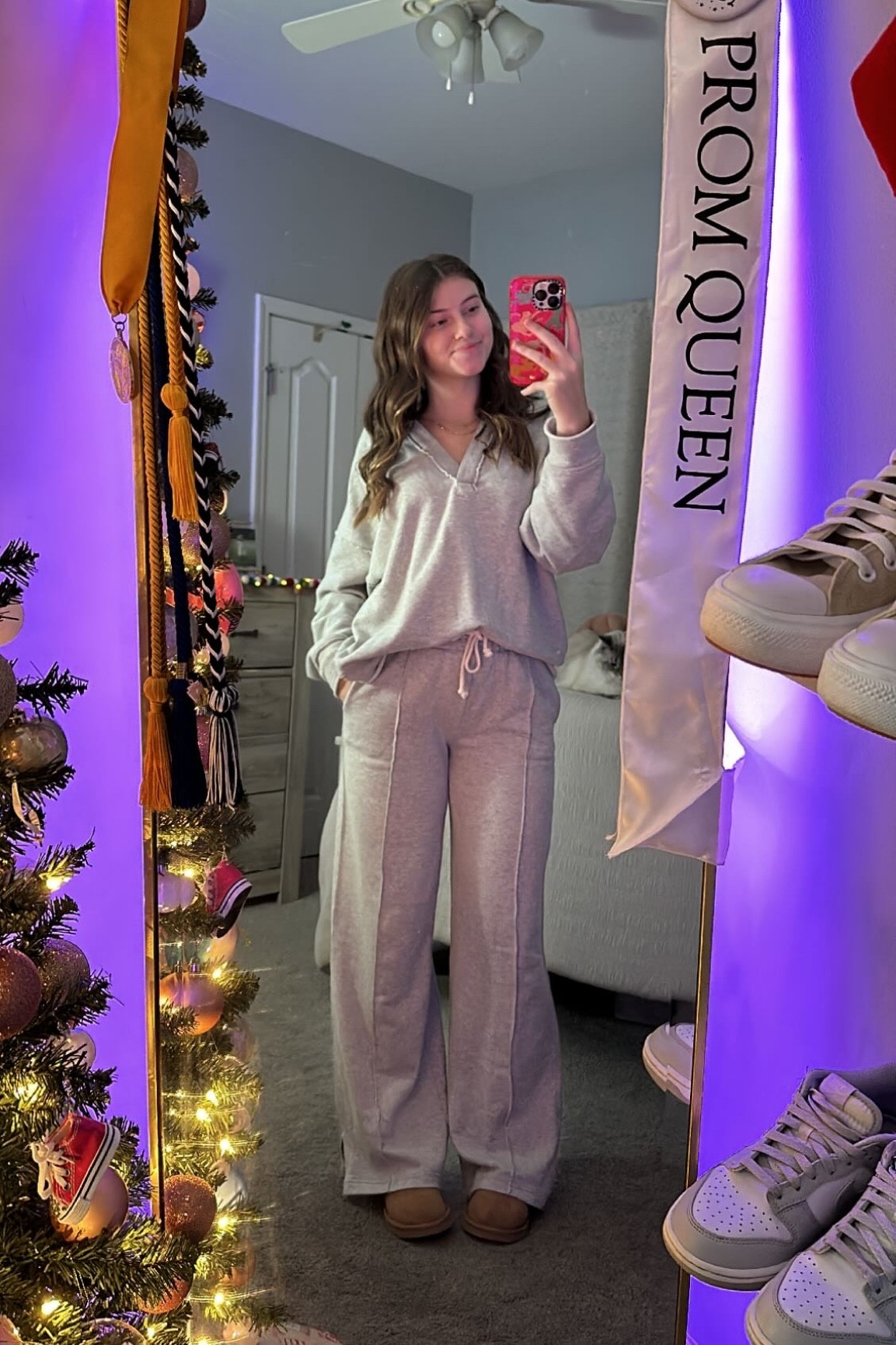 cutest aerie set, but it’s no longer being sold so i linked a similar looking one !!!