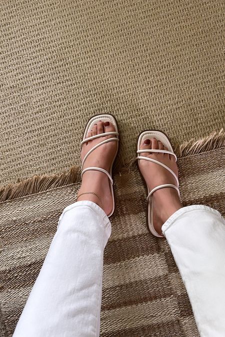 Summer whites… my new favorite strappy sandals 

#LTKSeasonal #LTKStyleTip #LTKShoeCrush